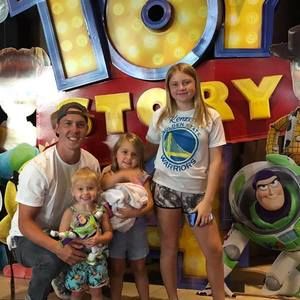 Meet your Posher, Nicholas